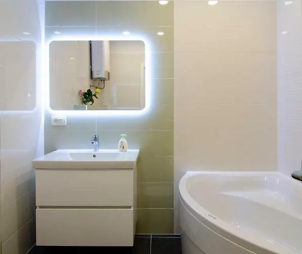 Πανσιόν Old Town Center 4*