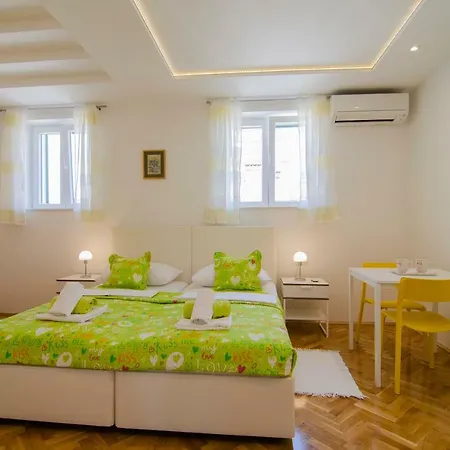 Old Town Center ゲストハウス スプリト