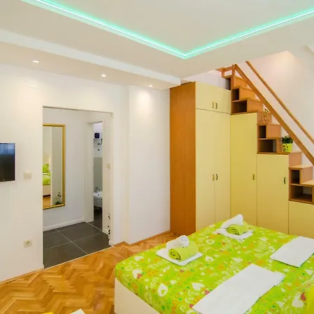Apartman Old Town Center Guest house 4*
