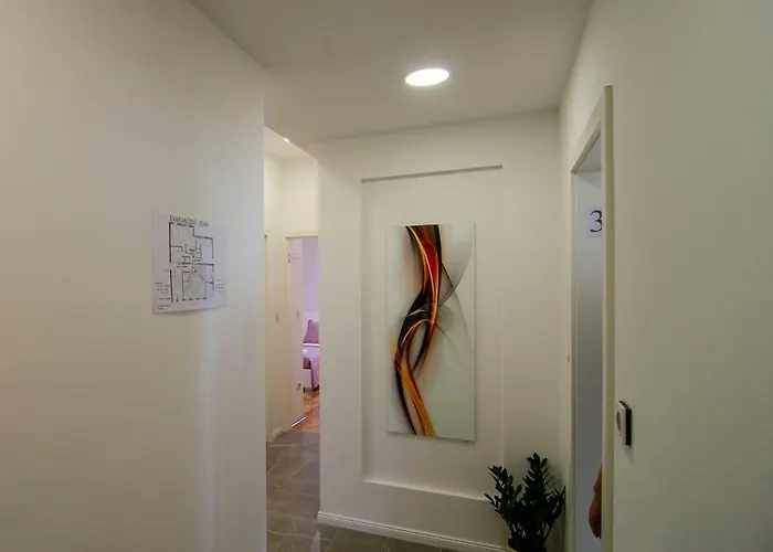 Konukevi Old Town Center Split